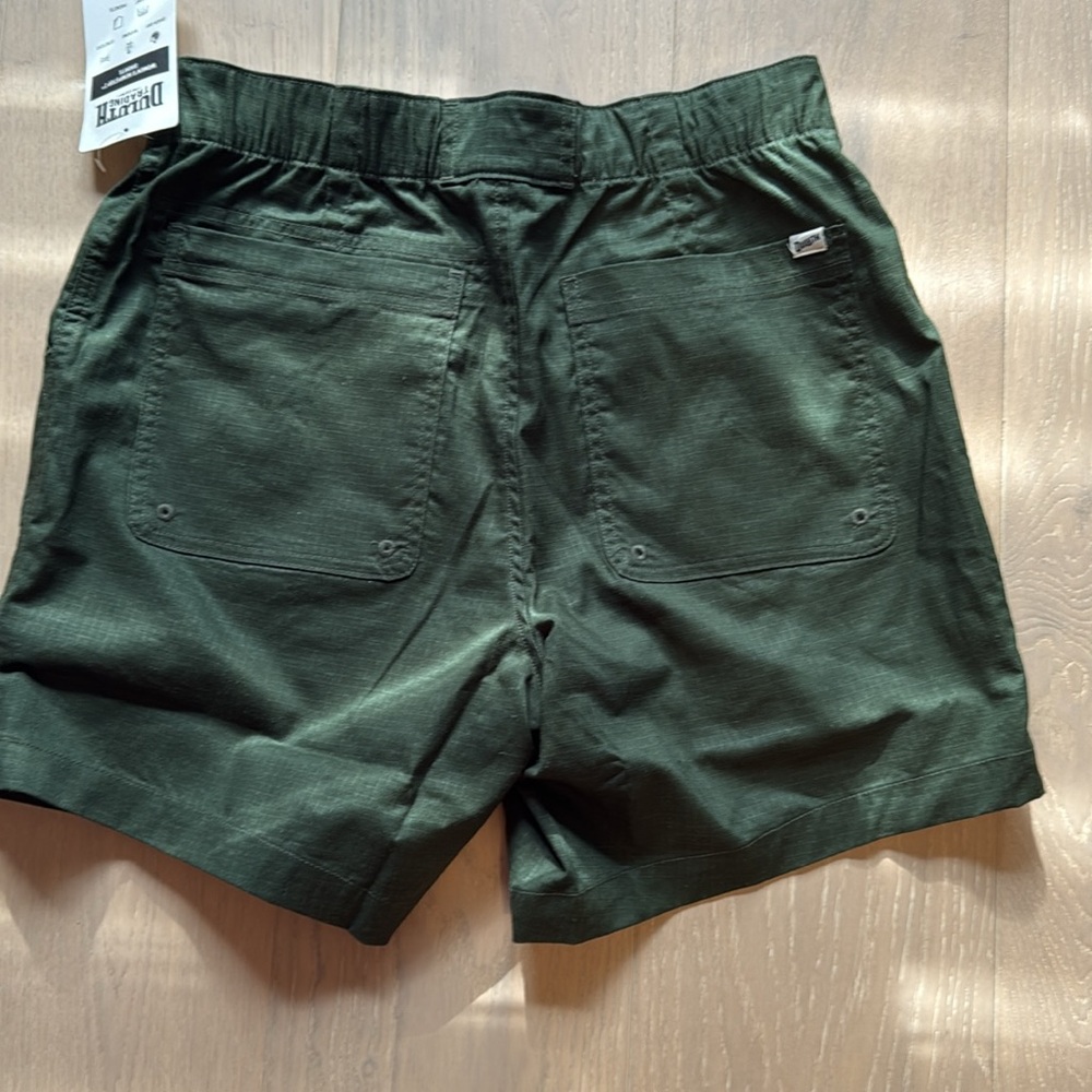 Duluth Trading Co Women's Dark Green Cargo Shorts - Picture 4 of 4